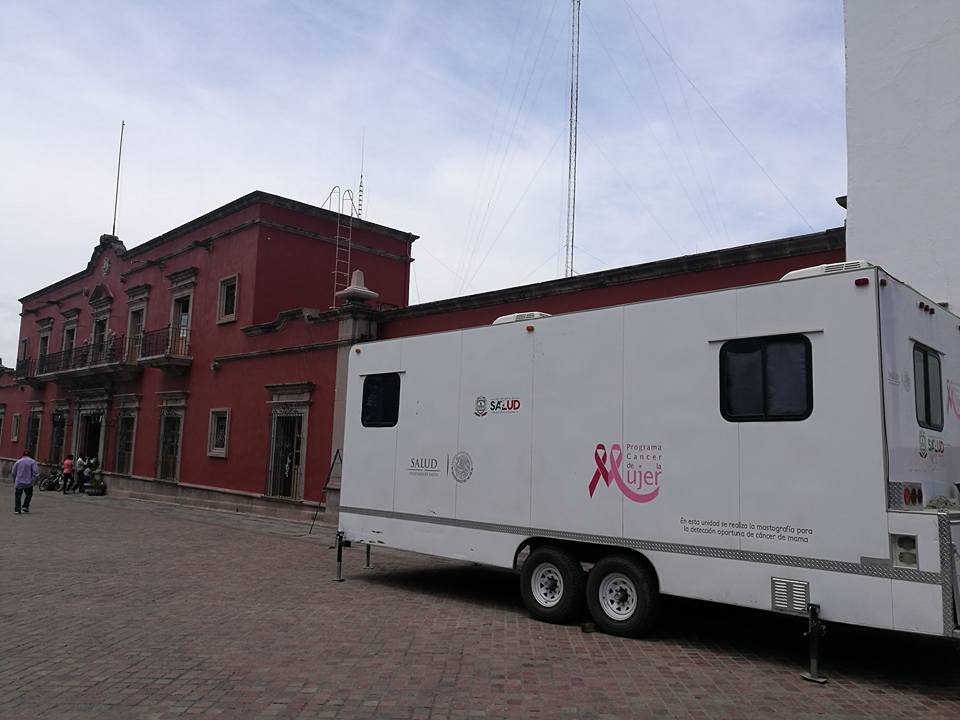 Camión de mastografías en Nochistlán