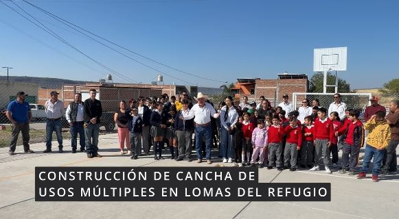 Entrega oficial de cancha en Lomas del Refugio
