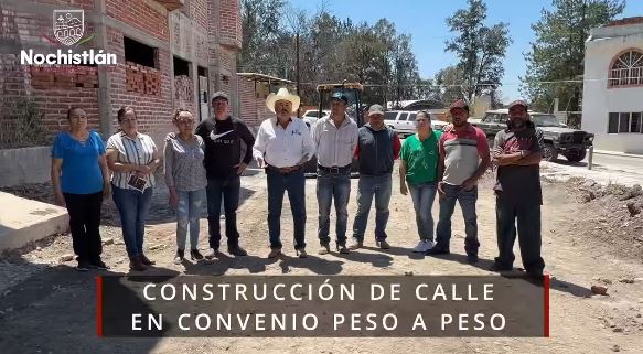 Inicia pavimentación de Prol. de Campesinos.