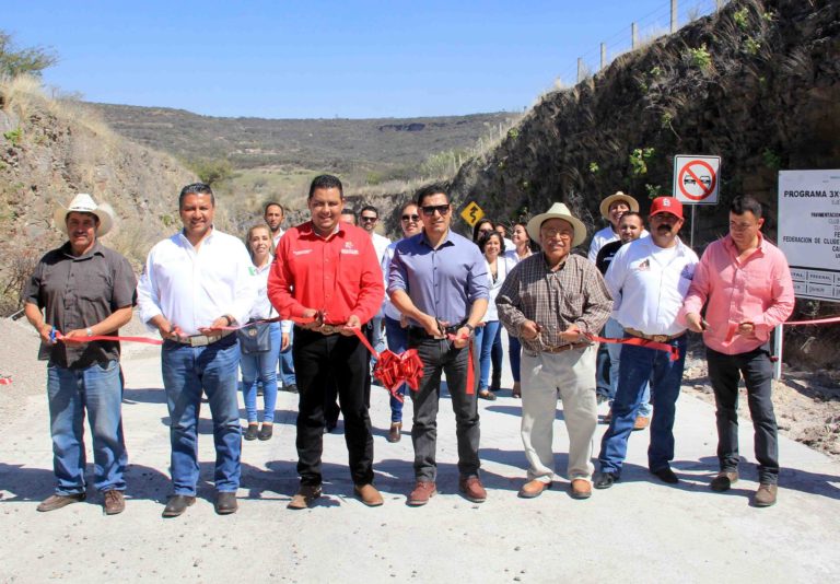 Entrega de obras en la Comunidad de El Molino