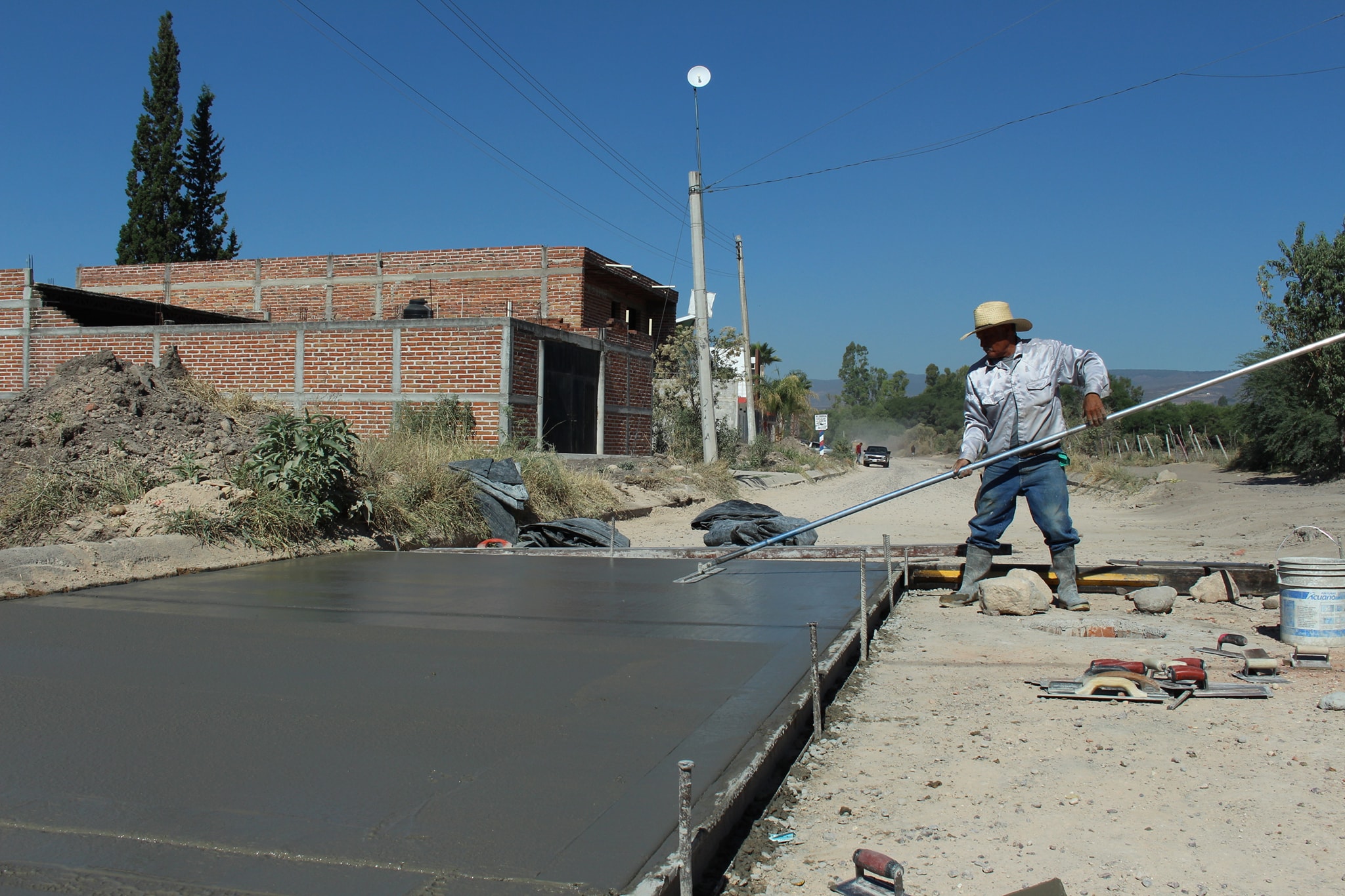 Avances en la calle Colón (salida a Las Animas)