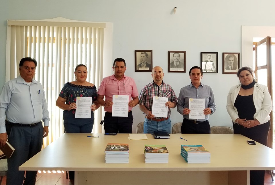 Convenio para instalar la Preparatoria Abierta en el Municipio