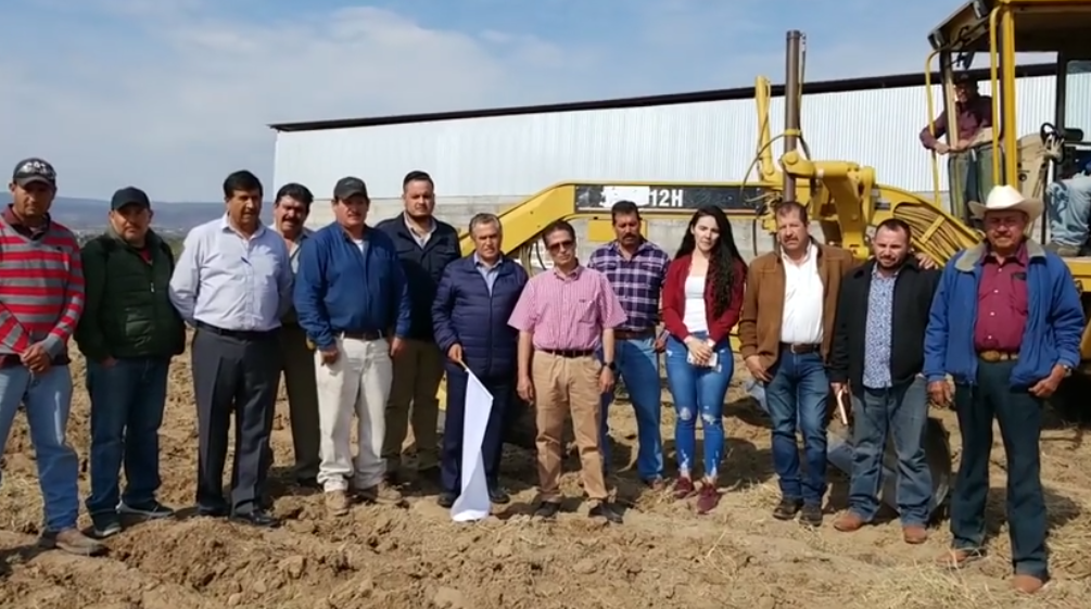 Inicia la construcción de bodega para almacenar Chile Yahualica