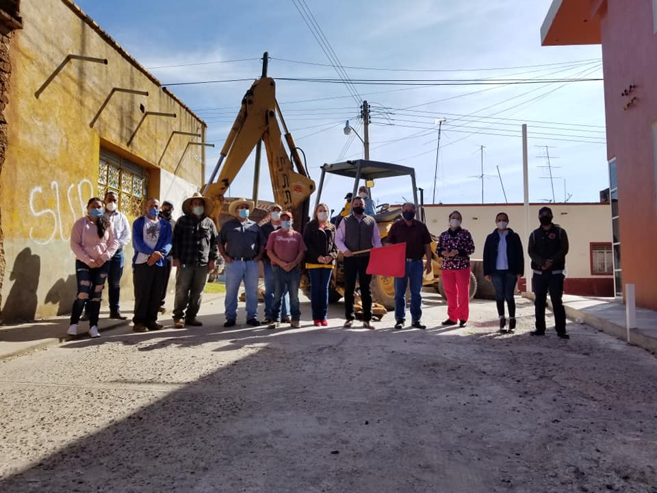 Iniciamos la rehabilitación de la calle Morelos en Tlachichila