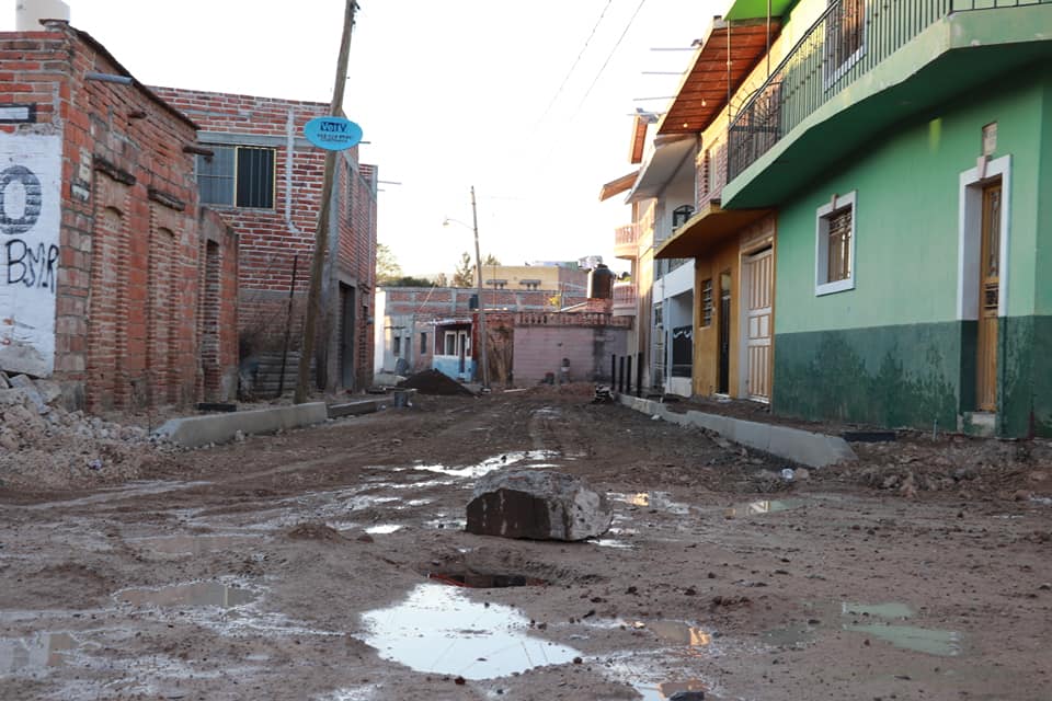 Avanzamos en la rehabilitación de la calle Colon.