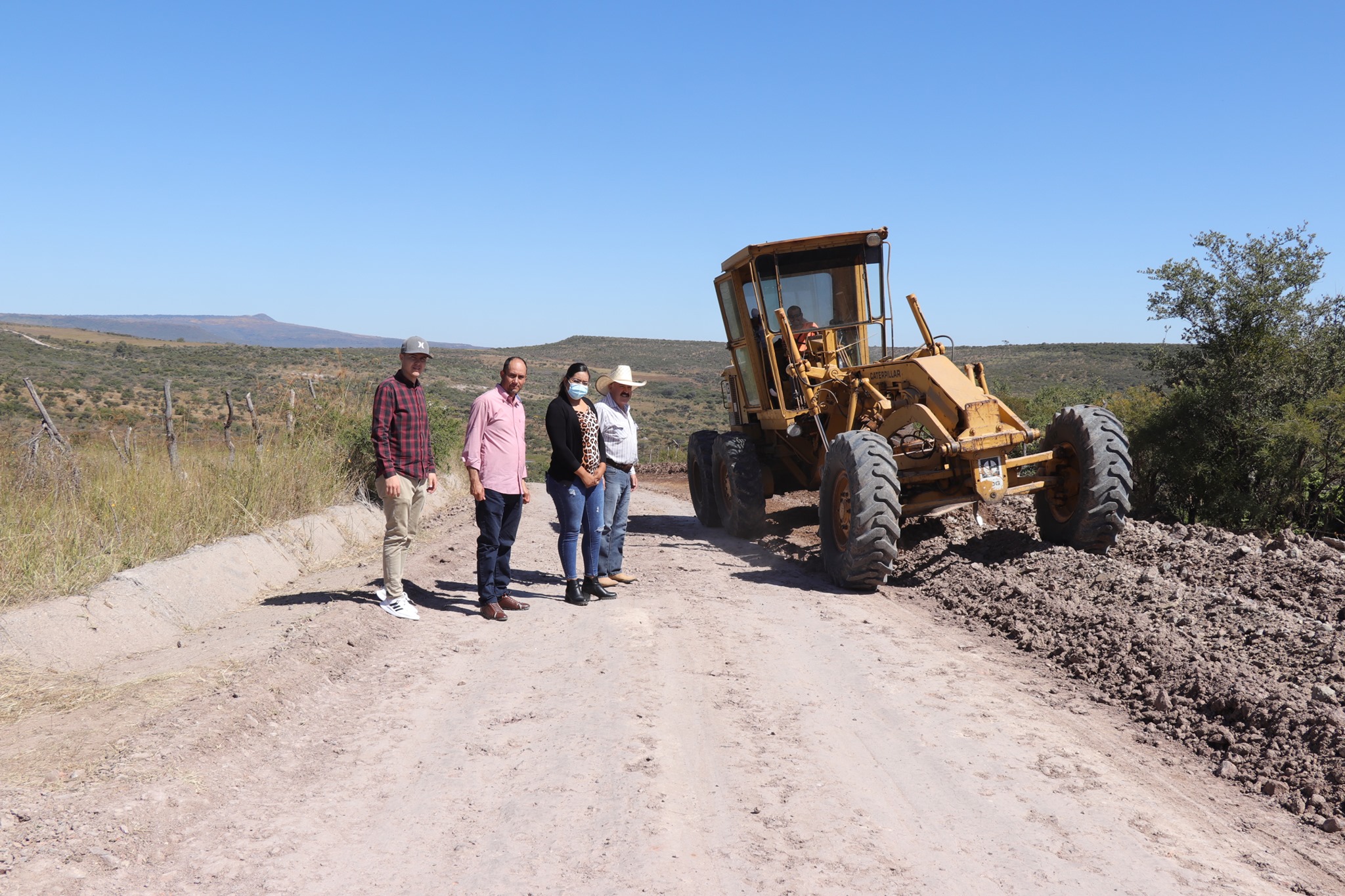 Supervisión de rehabilitación de camino a Paso de Orozco