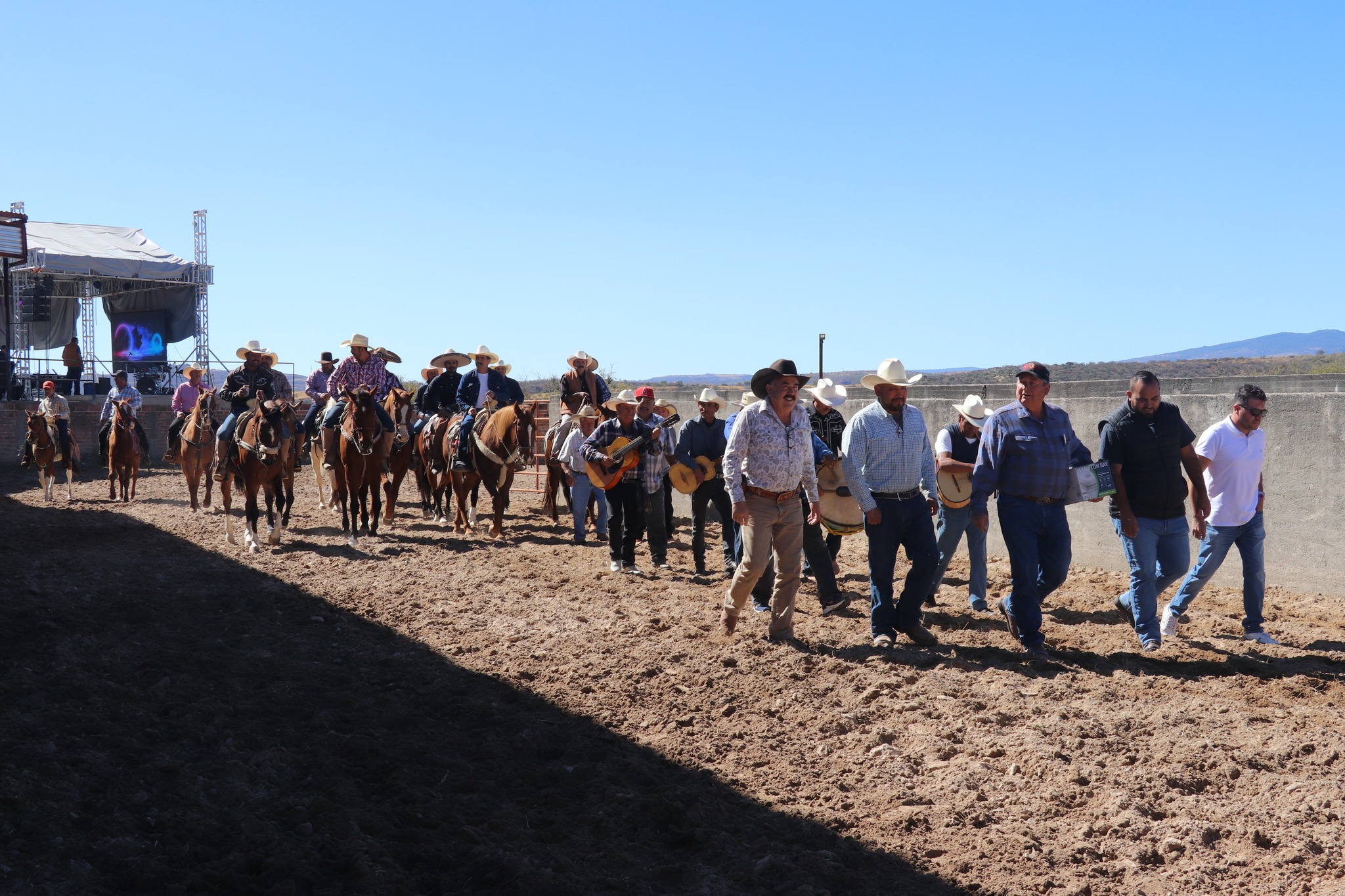 Acompañamos a la comunidad de El Molino en su coleadero