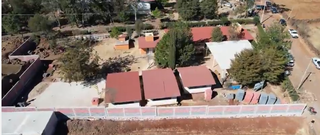 Terminamos la primera etapa de barda en jardín de niños de Tlachichila