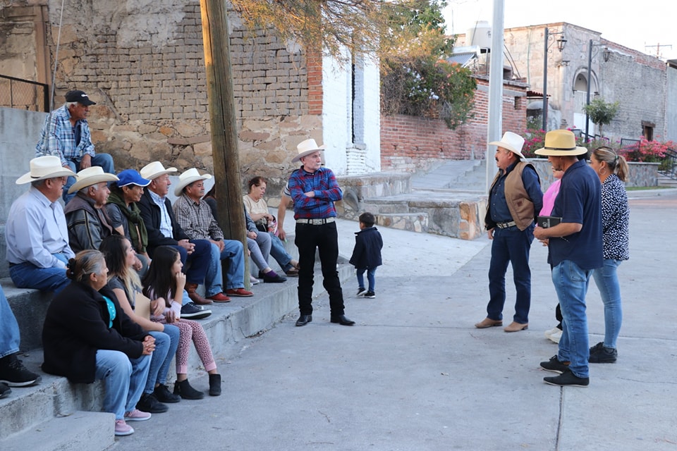 Asamblea con vecinos de La Labor