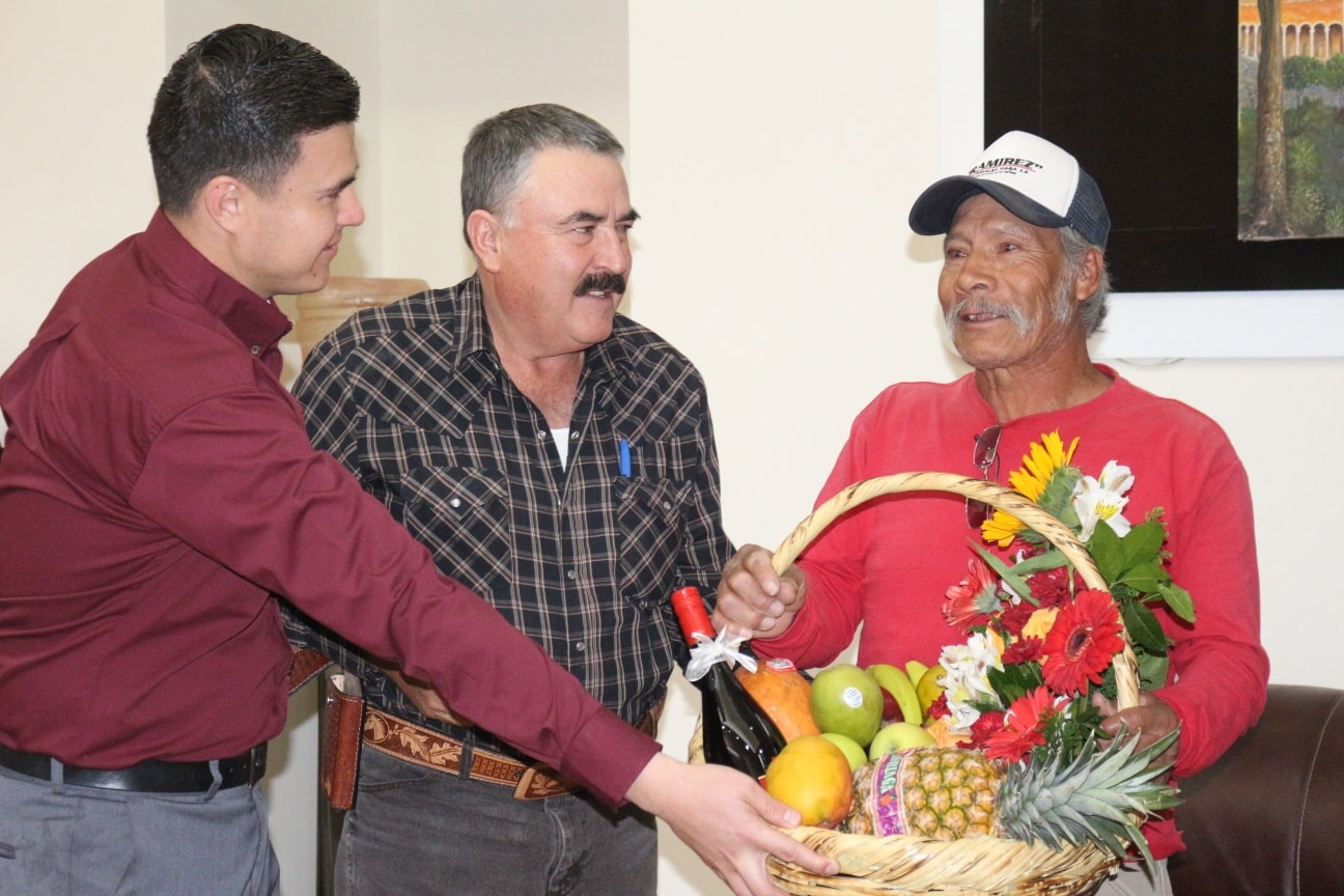 Don Chayo lechuga sirvió al municipio por 38 años