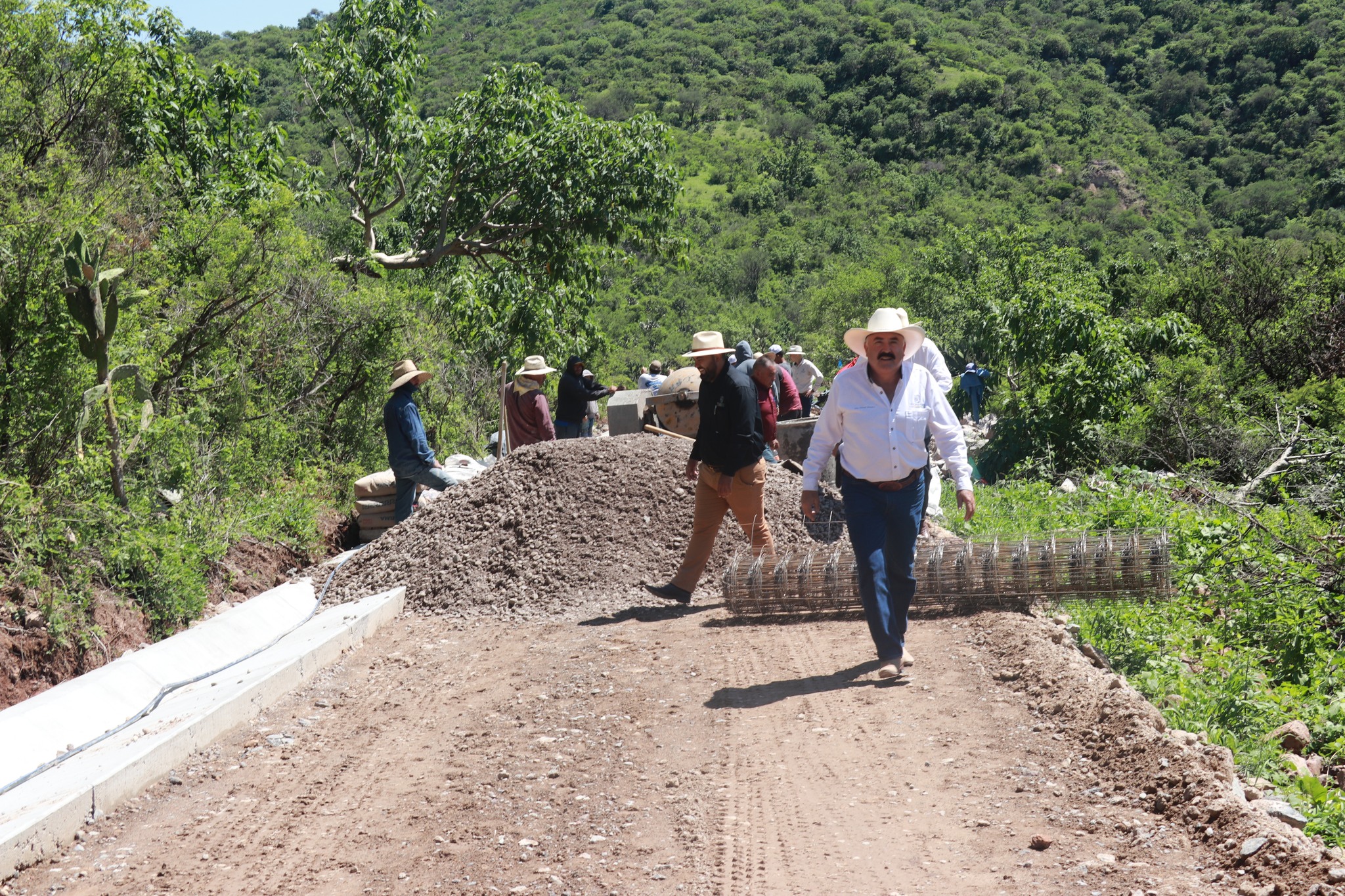 Mejoramos el camino de acceso a la Rinconada