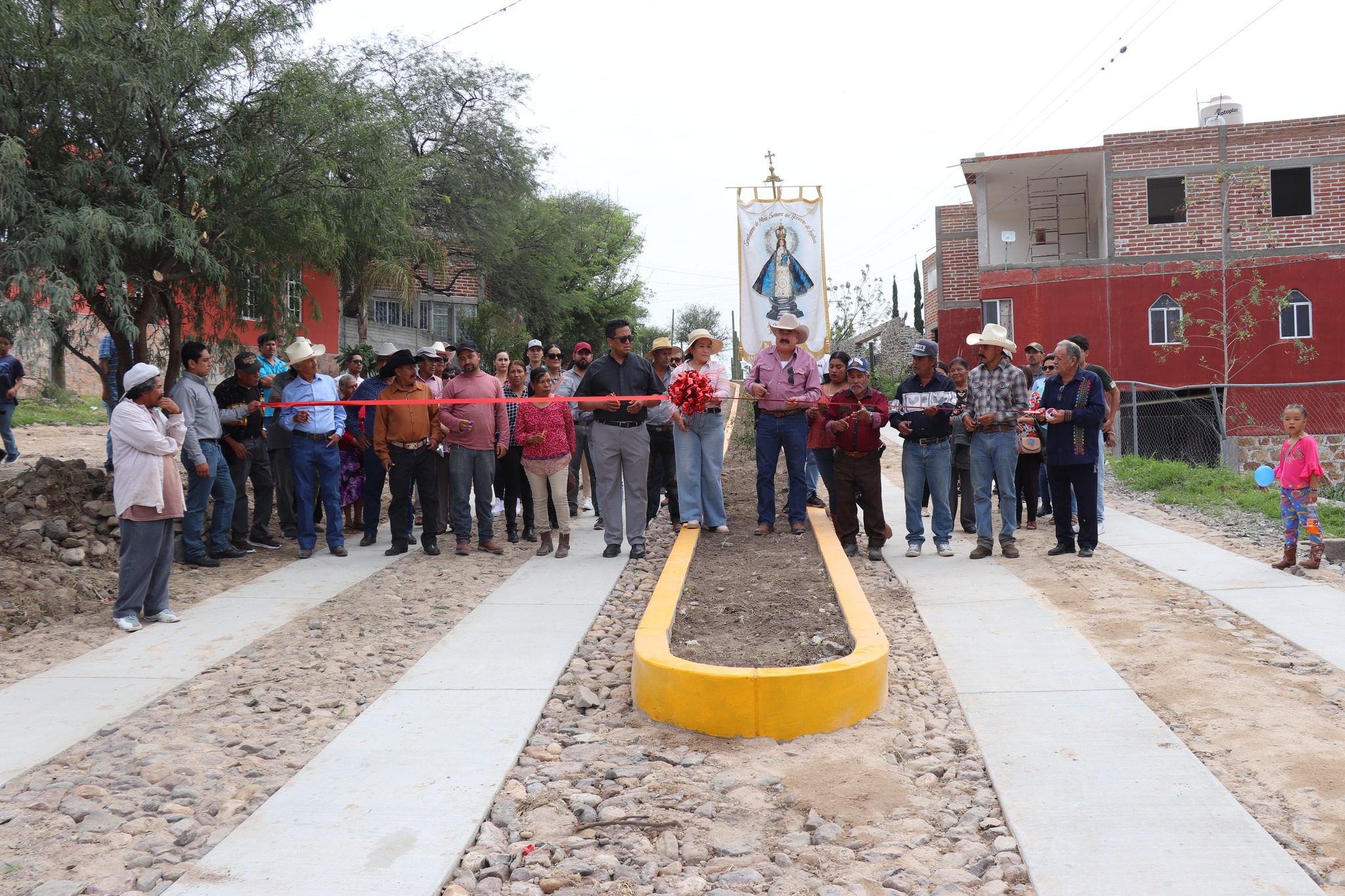 Inauguración de obra “Huella Ecológica” en Toyahua de Abajo Primera Etapa.