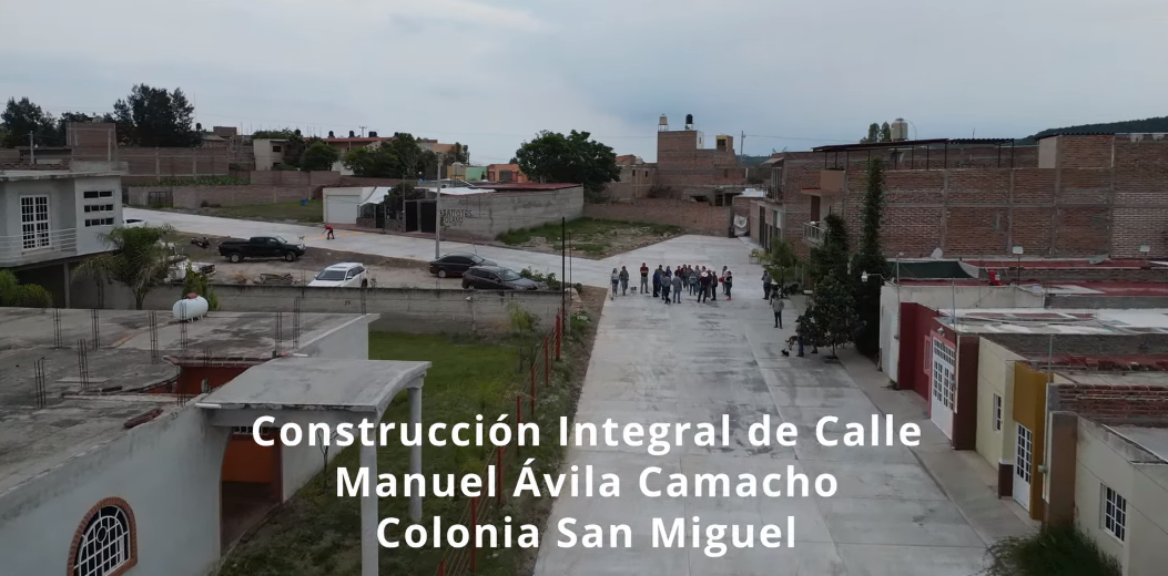 Inauguración de calle Manuel Ávila Camacho en la colonia San Miguel.