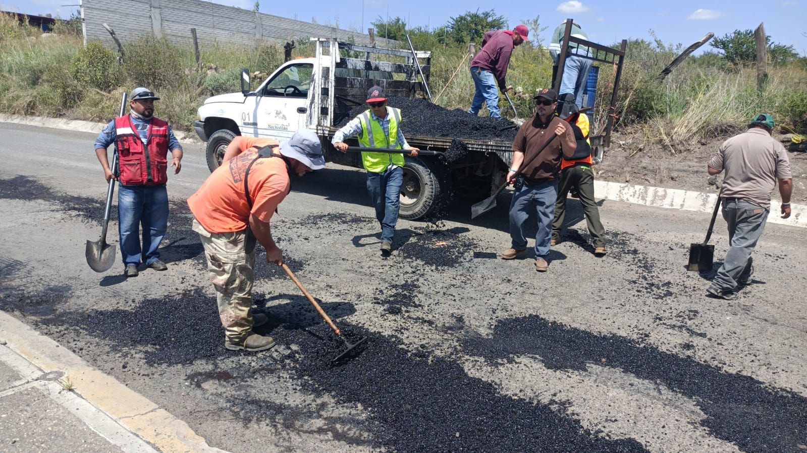 Mantenimiento en el Boulevard y en brecha de Toyahua