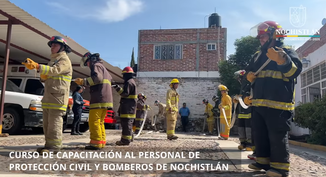 Capacitación al personal de Protección Civil y Bomberos