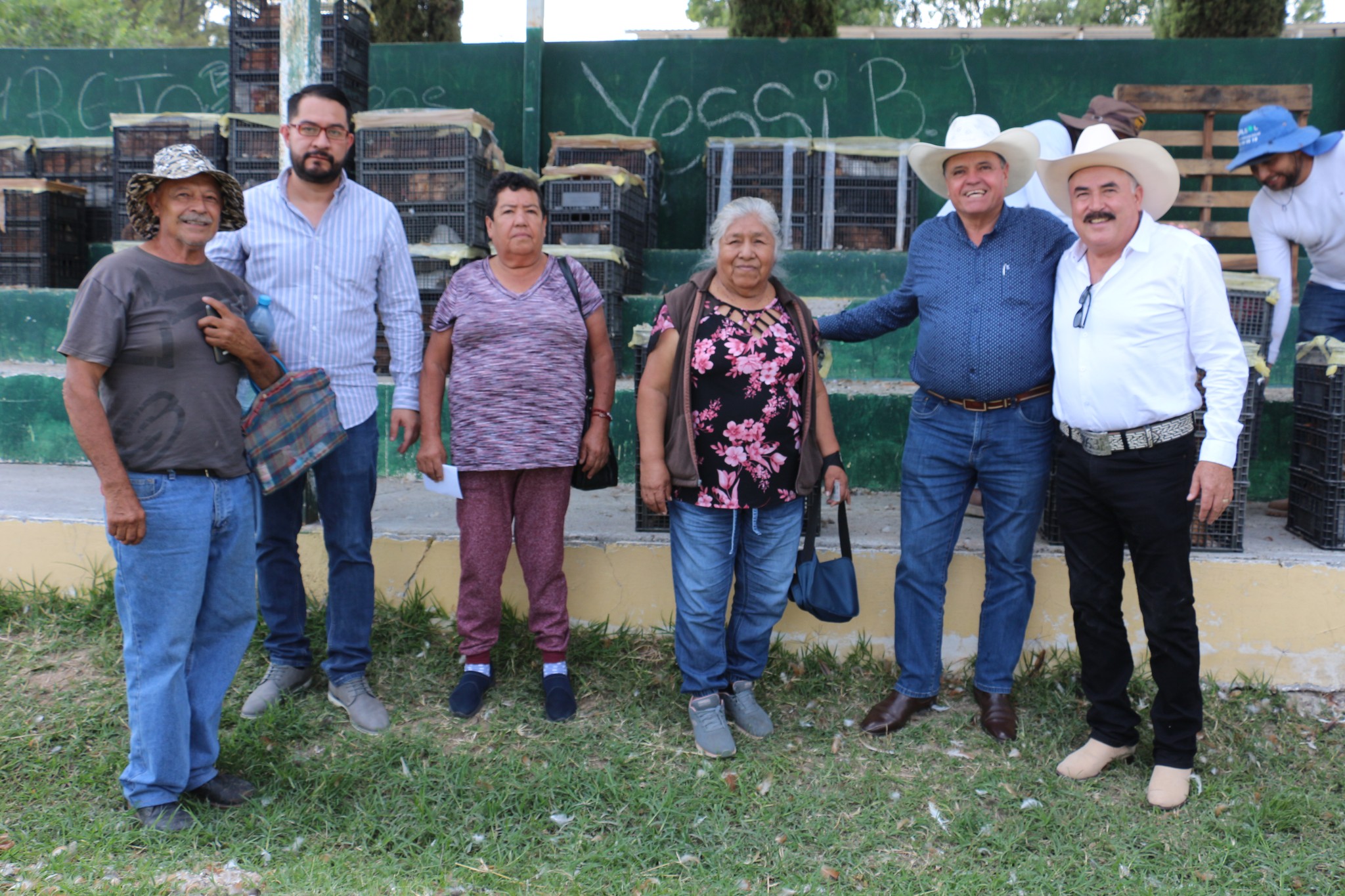 120 beneficiadas con paquetes agropecuarios