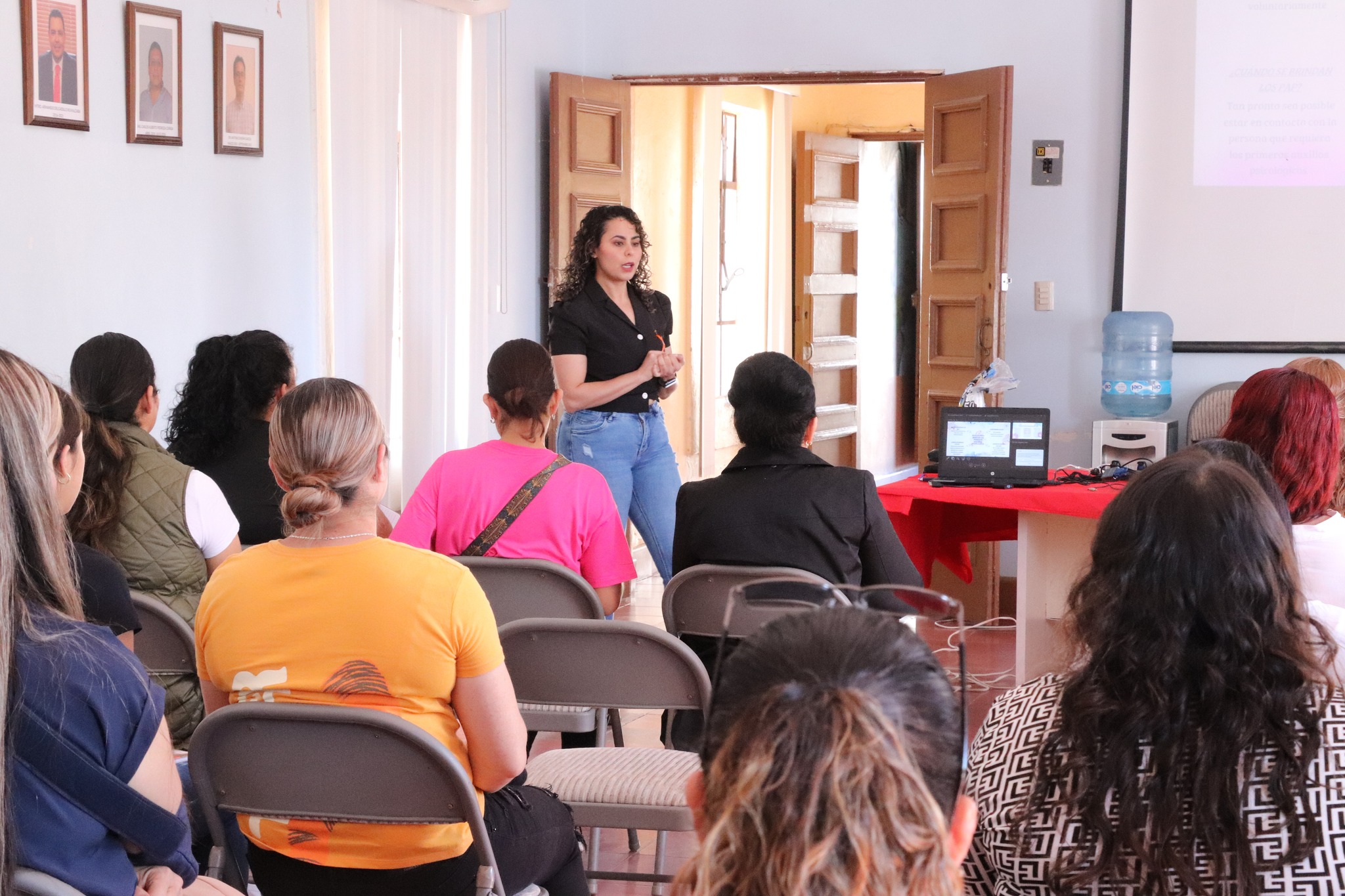 Taller “Primeros Auxilios Psicológicos”