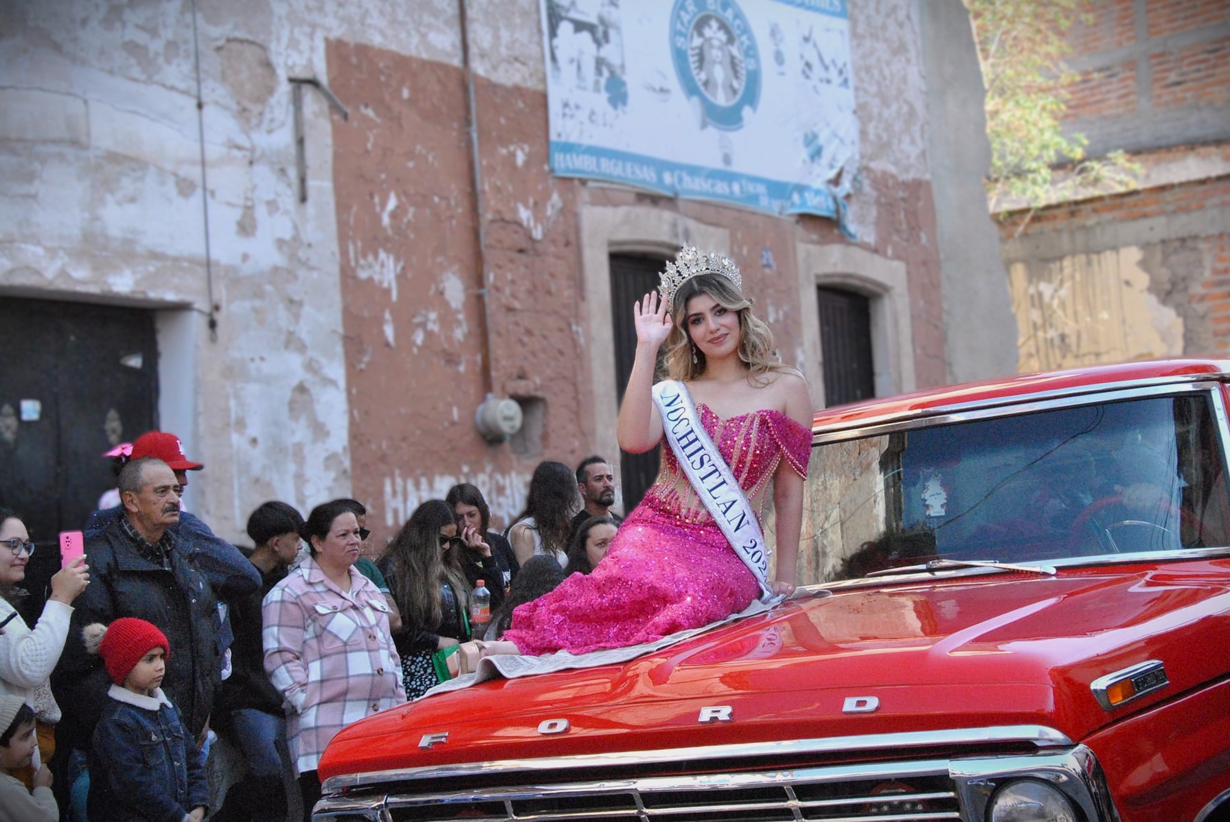 Vanessa I, en la apertura de fiestas de Cañadas de Obregón