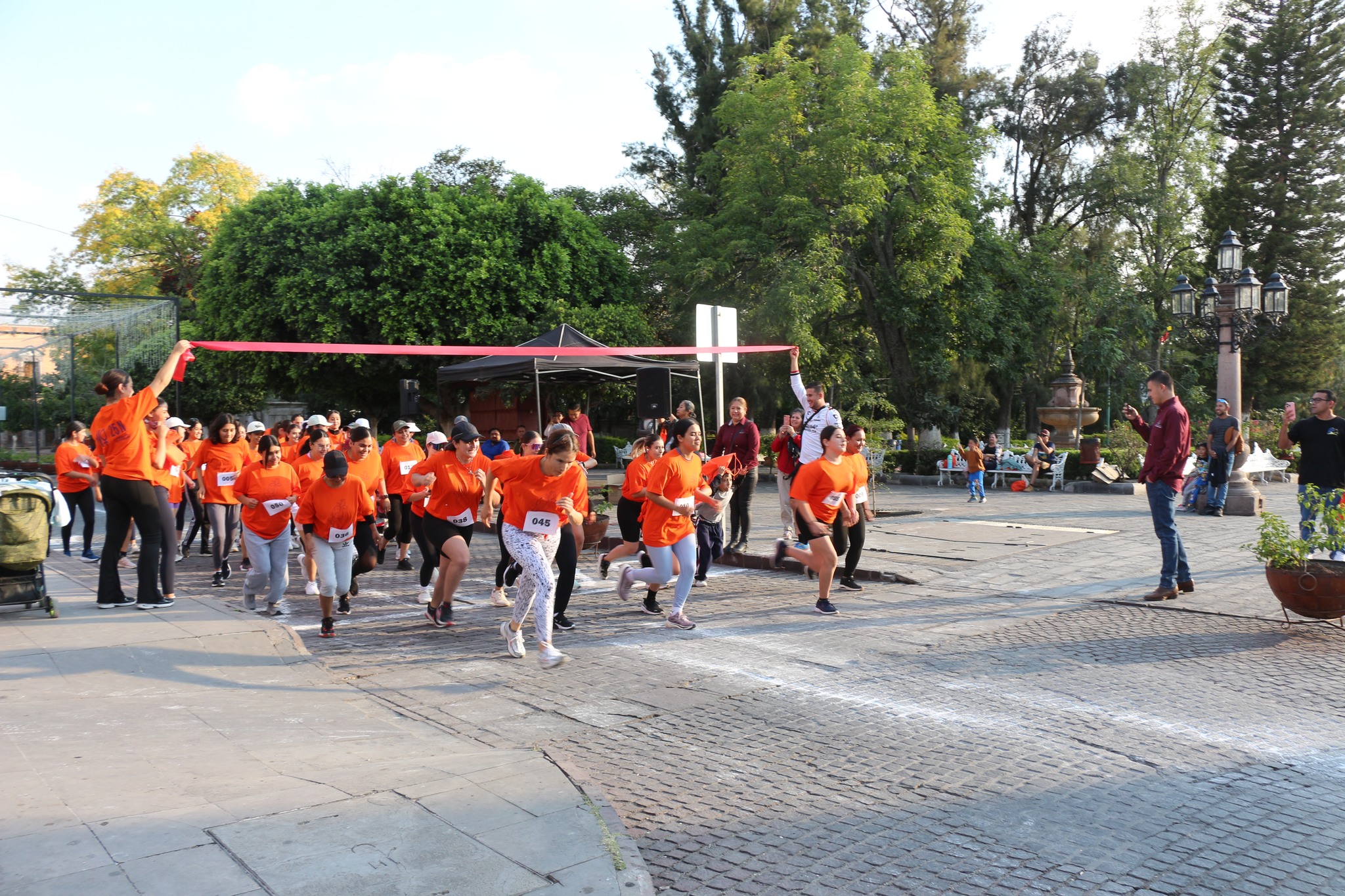 Carrera Solidaria de Mujeres en Nochistlán