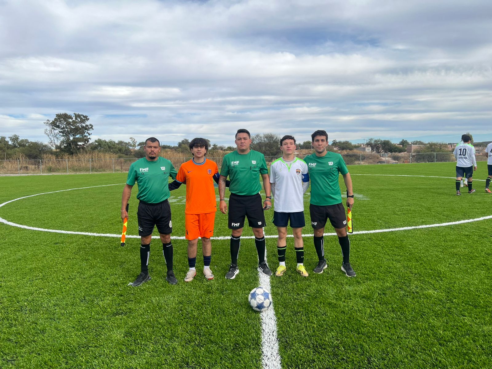 Empate en la semifinal de la Liga Juvenil de Futbol de los altos