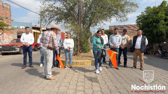 Trabajos para completar alumbrado en bulevar Pedro Aguayo