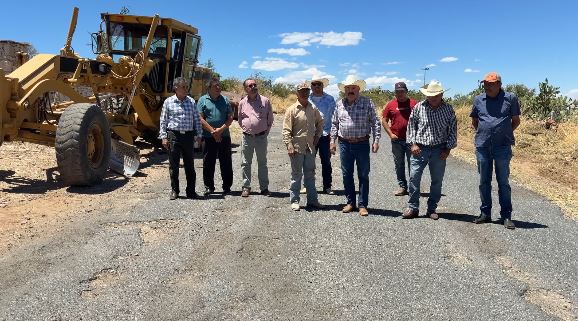 Inicia reencarpetamiento de carretera a La Jabonera