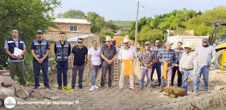 Construcción de baños públicos en El Molino