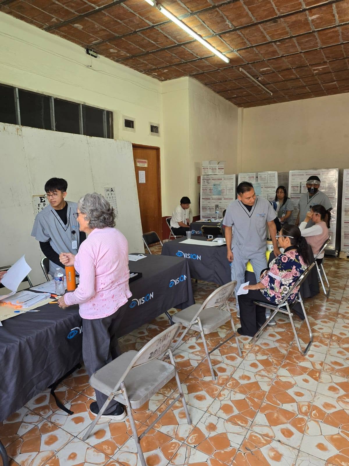 Entrega gratuita de lentes de armazón