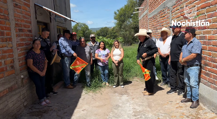 Inicia construcción de red de drenaje en calle Donato Guerra